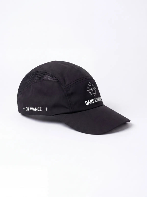 Casquette running noire DANS L'OMBRE — vue de côté