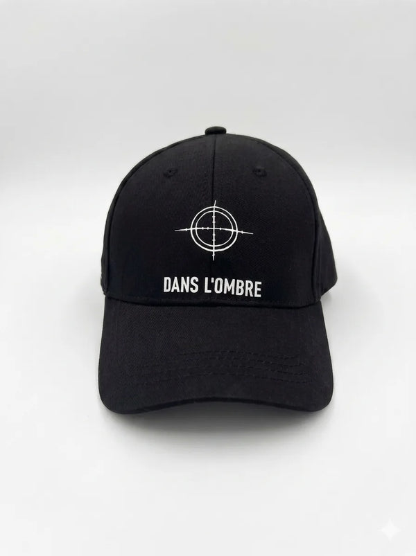 Casquette classique noire DANS L'OMBRE — logo cible brodé, vue de face